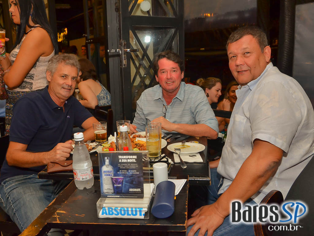 Bar Desembargador ofereceu ampla carta de drinks e diferentes petiscos Bar Desembargador ofereceu ampla carta de drinks e diferentes petiscos