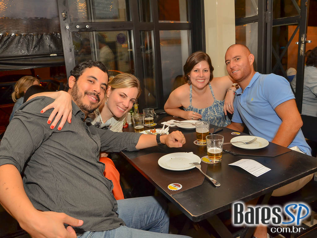 Bar Desembargador ofereceu ampla carta de drinks e diferentes petiscos Bar Desembargador ofereceu ampla carta de drinks e diferentes petiscos