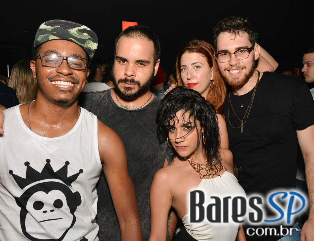 Anexo B embalou a noite de sábado com a edição da Festa Nêga Anexo B embalou a noite de sábado com a edição da Festa Nêga