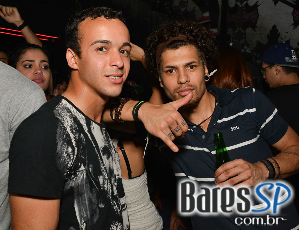 Anexo B embalou a noite de sábado com a edição da Festa Nêga Anexo B embalou a noite de sábado com a edição da Festa Nêga