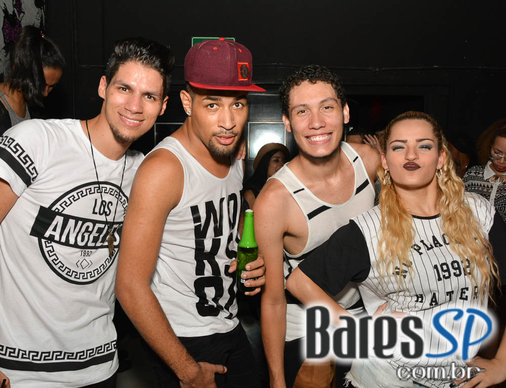 Anexo B embalou a noite de sábado com a edição da Festa Nêga Anexo B embalou a noite de sábado com a edição da Festa Nêga