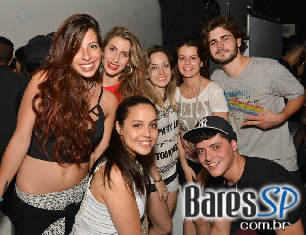 Anexo B embalou a noite de sábado com a edição da Festa Nêga Anexo B embalou a noite de sábado com a edição da Festa Nêga