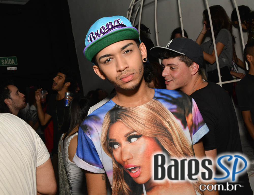 Anexo B embalou a noite de sábado com a edição da Festa Nêga Anexo B embalou a noite de sábado com a edição da Festa Nêga