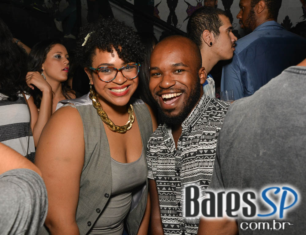 Anexo B embalou a noite de sábado com a edição da Festa Nêga Anexo B embalou a noite de sábado com a edição da Festa Nêga