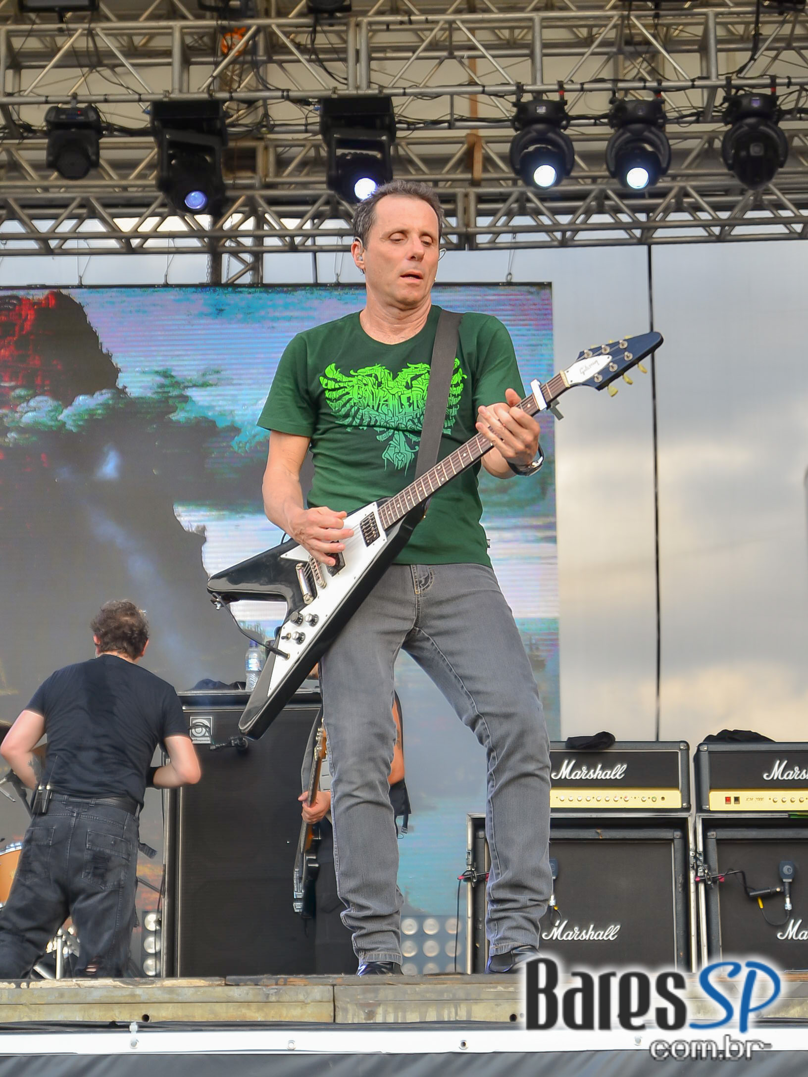 89FM reuniu Paralamas, Titãs, Pitty, Raimundos, CPM22 e mais em show para celebrar seus 30 anos na Arena Anhembi 89FM reuniu Paralamas, Titãs, Pitty, Raimundos, CPM22 e mais em show para celebrar seus 30 anos na Arena Anhembi