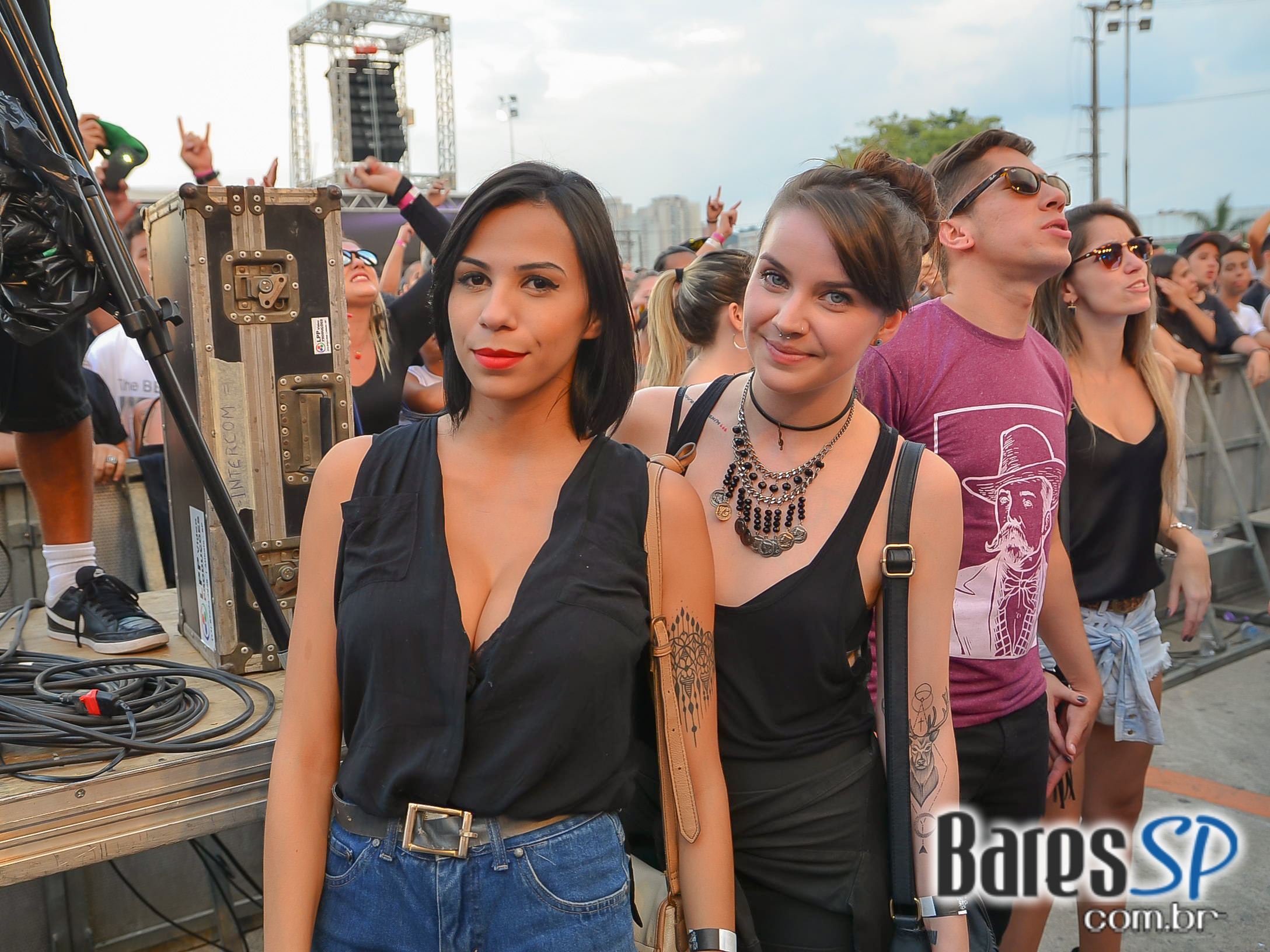 89FM reuniu Paralamas, Titãs, Pitty, Raimundos, CPM22 e mais em show para celebrar seus 30 anos na Arena Anhembi 89FM reuniu Paralamas, Titãs, Pitty, Raimundos, CPM22 e mais em show para celebrar seus 30 anos na Arena Anhembi