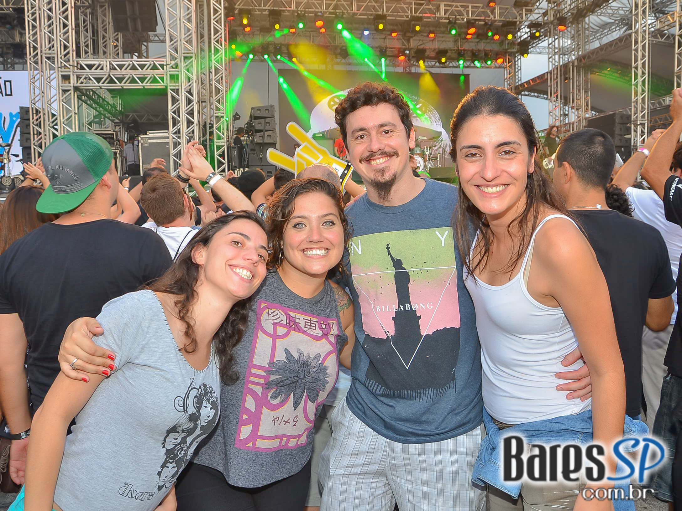 89FM reuniu Paralamas, Titãs, Pitty, Raimundos, CPM22 e mais em show para celebrar seus 30 anos na Arena Anhembi 89FM reuniu Paralamas, Titãs, Pitty, Raimundos, CPM22 e mais em show para celebrar seus 30 anos na Arena Anhembi