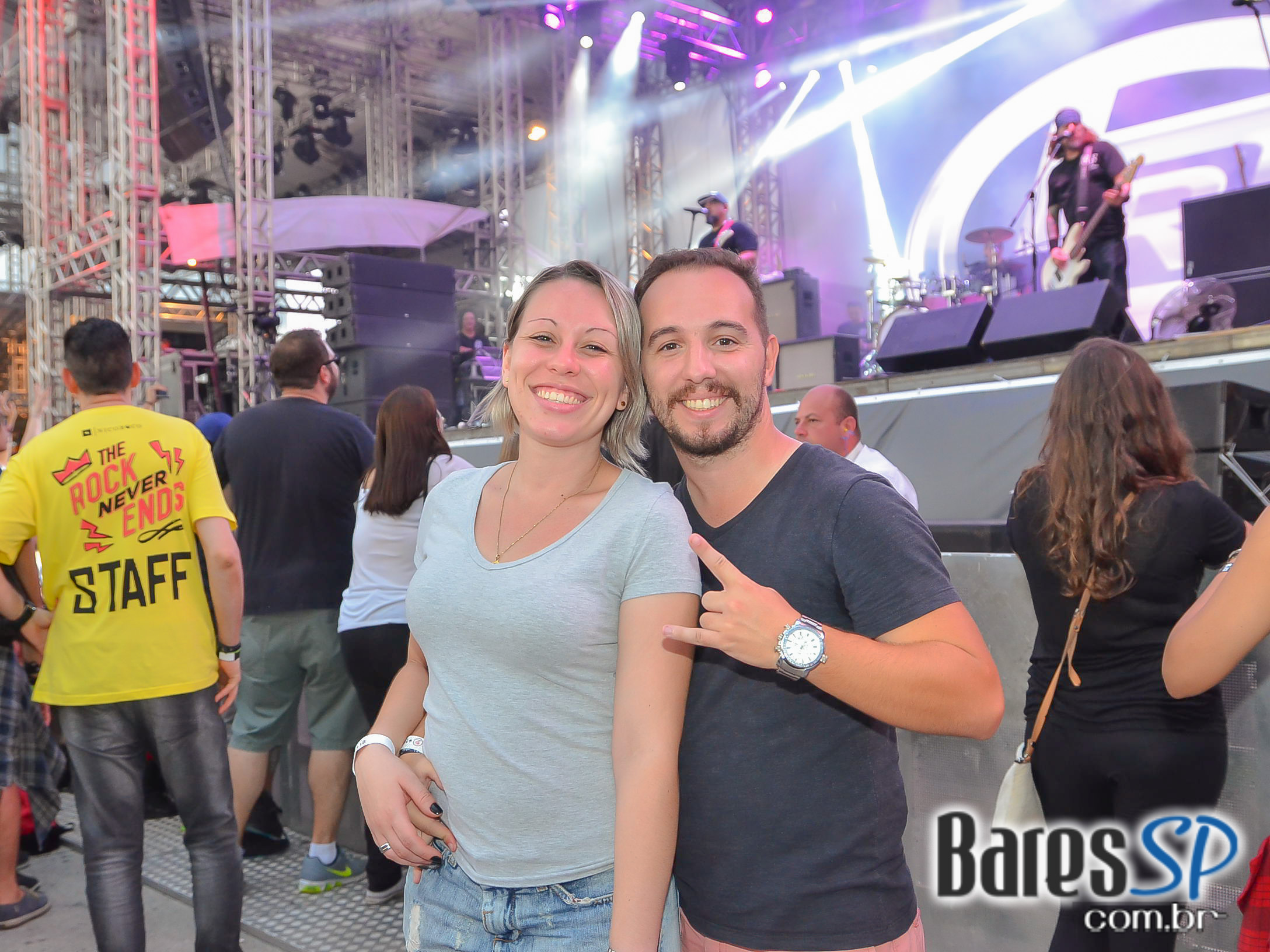 89FM reuniu Paralamas, Titãs, Pitty, Raimundos, CPM22 e mais em show para celebrar seus 30 anos na Arena Anhembi 89FM reuniu Paralamas, Titãs, Pitty, Raimundos, CPM22 e mais em show para celebrar seus 30 anos na Arena Anhembi