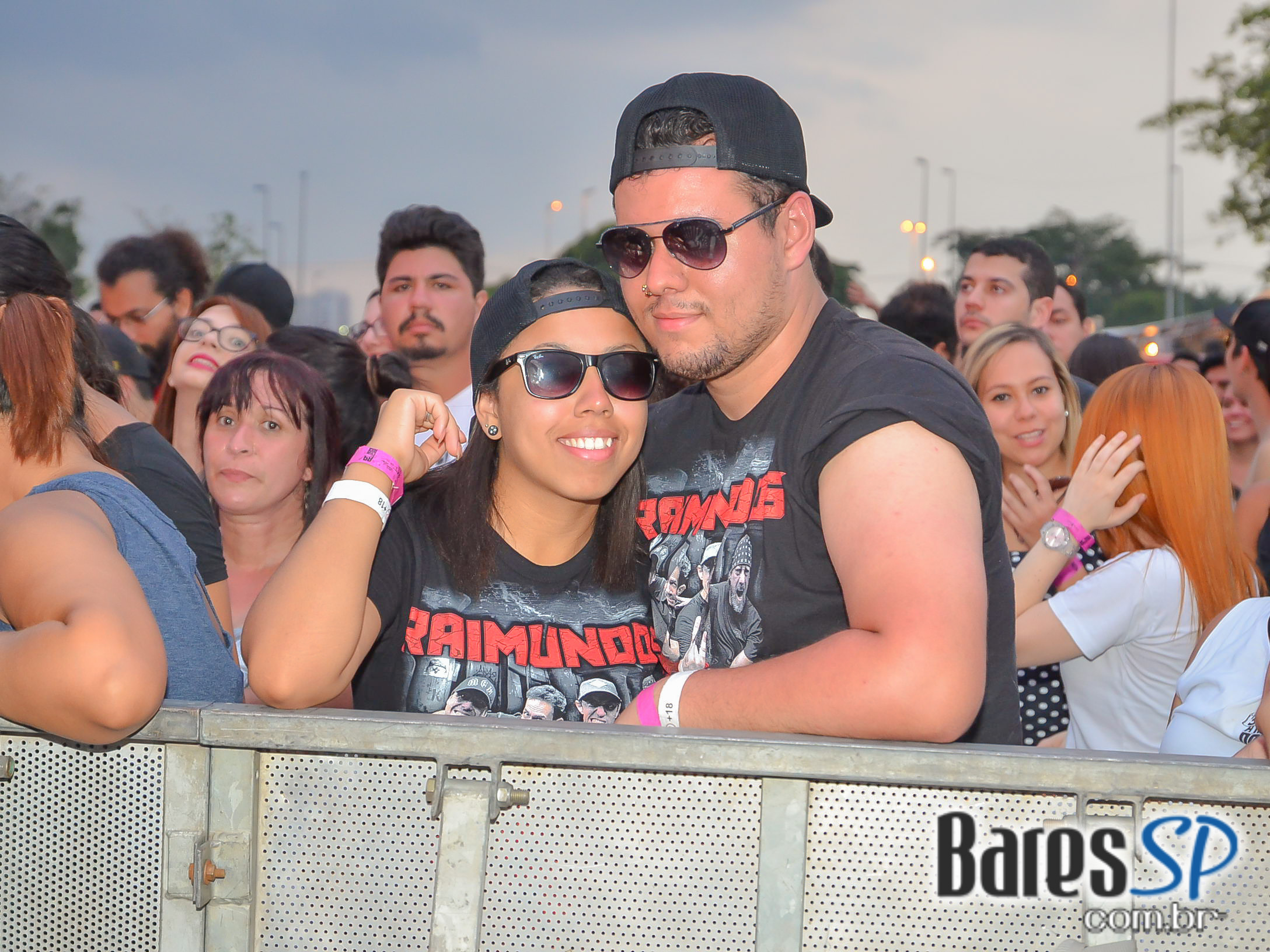 89FM reuniu Paralamas, Titãs, Pitty, Raimundos, CPM22 e mais em show para celebrar seus 30 anos na Arena Anhembi 89FM reuniu Paralamas, Titãs, Pitty, Raimundos, CPM22 e mais em show para celebrar seus 30 anos na Arena Anhembi