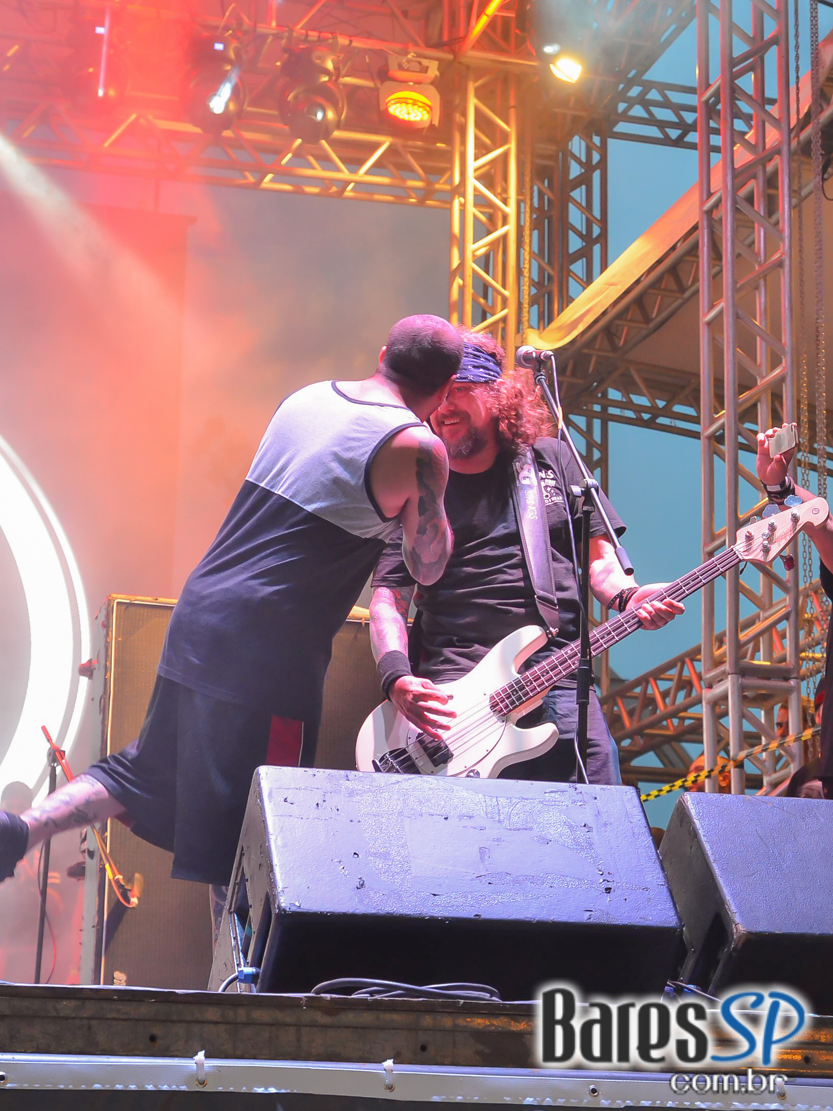 89FM reuniu Paralamas, Titãs, Pitty, Raimundos, CPM22 e mais em show para celebrar seus 30 anos na Arena Anhembi 89FM reuniu Paralamas, Titãs, Pitty, Raimundos, CPM22 e mais em show para celebrar seus 30 anos na Arena Anhembi