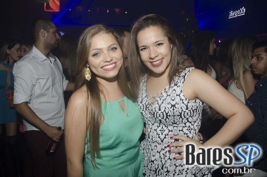 Festa de 3 anos da Brooks apresentou Marcos & Belutti que animou a quarta Festa de 3 anos da Brooks apresentou Marcos & Belutti que animou a quarta