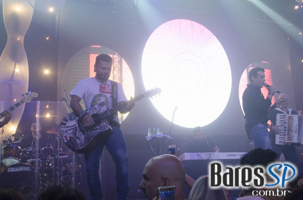 Festa de 3 anos da Brooks apresentou Marcos & Belutti que animou a quarta Festa de 3 anos da Brooks apresentou Marcos & Belutti que animou a quarta