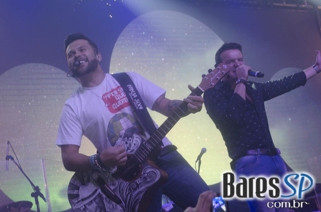 Festa de 3 anos da Brooks apresentou Marcos & Belutti que animou a quarta Festa de 3 anos da Brooks apresentou Marcos & Belutti que animou a quarta