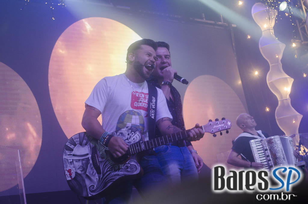 Festa de 3 anos da Brooks apresentou Marcos & Belutti que animou a quarta Festa de 3 anos da Brooks apresentou Marcos & Belutti que animou a quarta