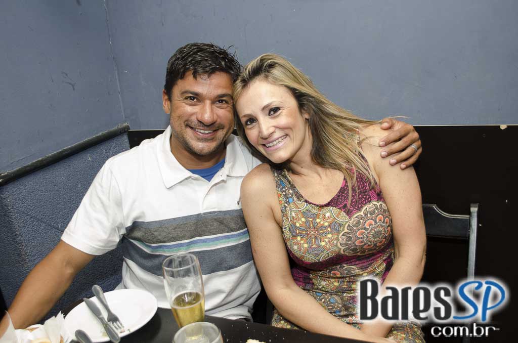 Boteco Todos os Santos recebeu show de Rudi & Rodrigo e convidados Boteco Todos os Santos recebeu show de Rudi & Rodrigo e convidados
