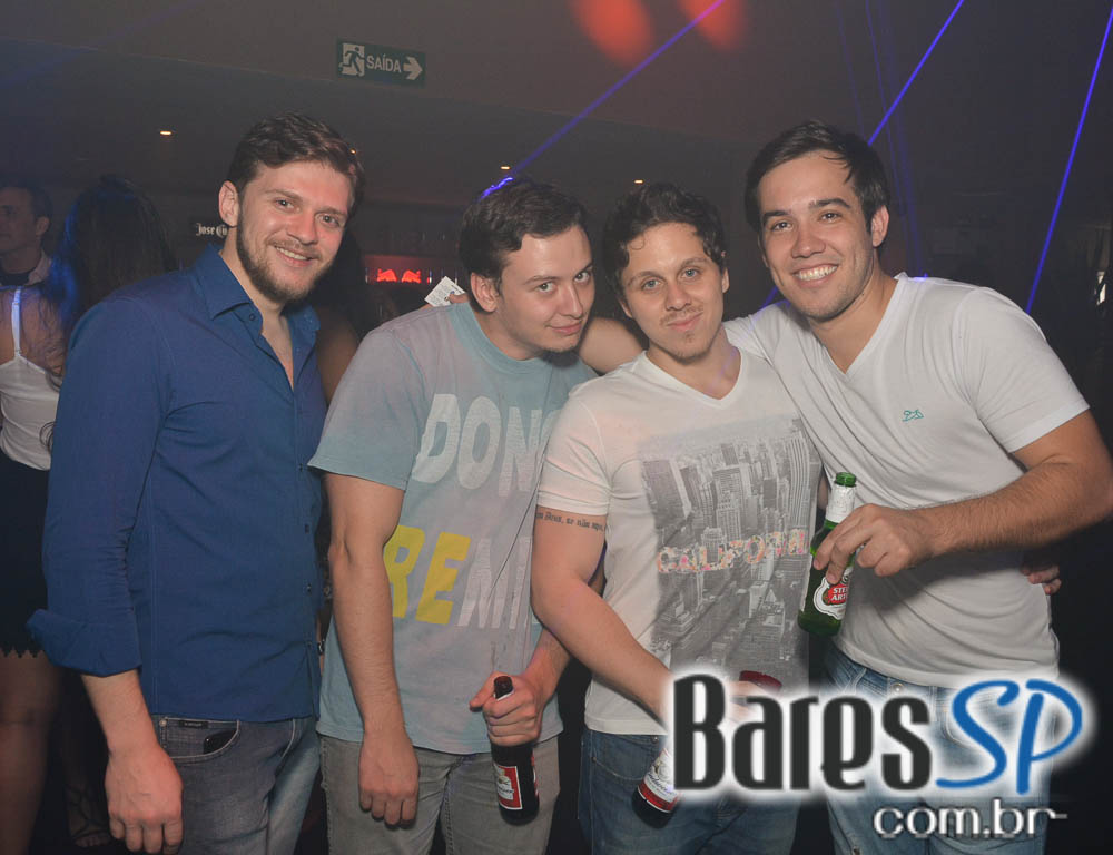 Balada Dukke apresentou Festa Who Knows com muita música eletrônica Balada Dukke apresentou Festa Who Knows com muita música eletrônica