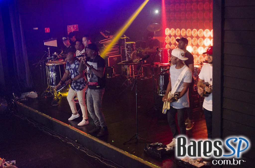 Carioca Club recebeu show do Grupo Turma do Pagode e convidados Carioca Club recebeu show do Grupo Turma do Pagode e convidados