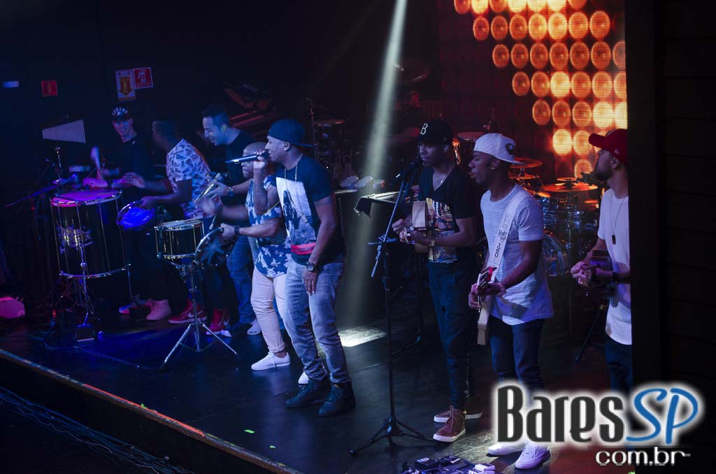 Carioca Club recebeu show do Grupo Turma do Pagode e convidados Carioca Club recebeu show do Grupo Turma do Pagode e convidados