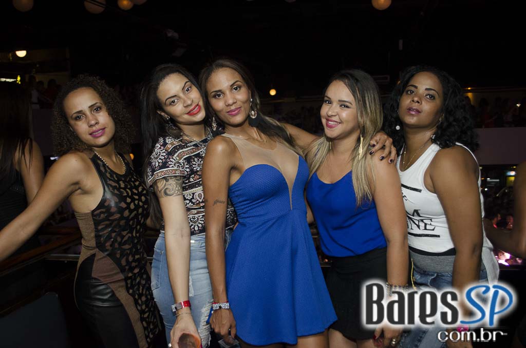 Carioca Club recebeu show do Grupo Turma do Pagode e convidados Carioca Club recebeu show do Grupo Turma do Pagode e convidados