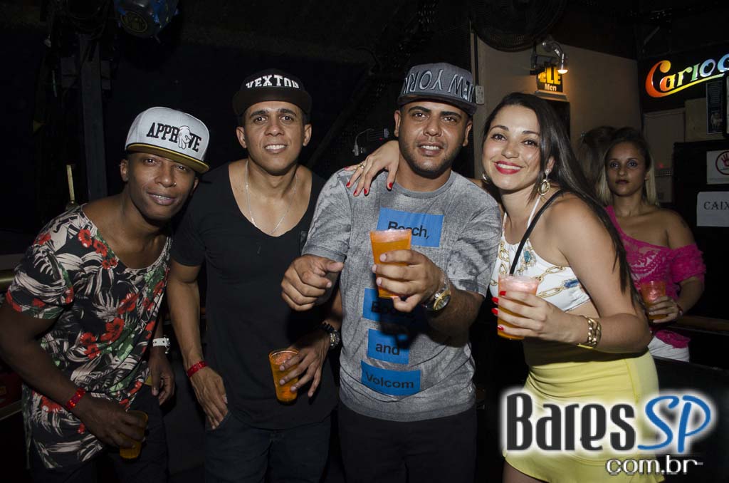 Carioca Club recebeu show do Grupo Turma do Pagode e convidados Carioca Club recebeu show do Grupo Turma do Pagode e convidados