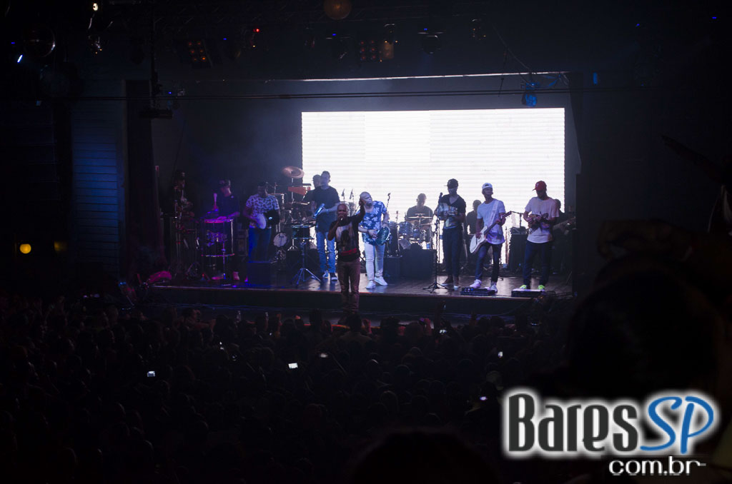 Carioca Club recebeu show do Grupo Turma do Pagode e convidados Carioca Club recebeu show do Grupo Turma do Pagode e convidados