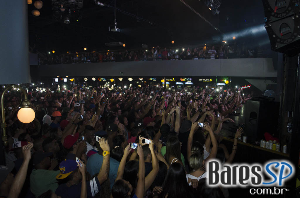 Carioca Club recebeu show do Grupo Turma do Pagode e convidados Carioca Club recebeu show do Grupo Turma do Pagode e convidados