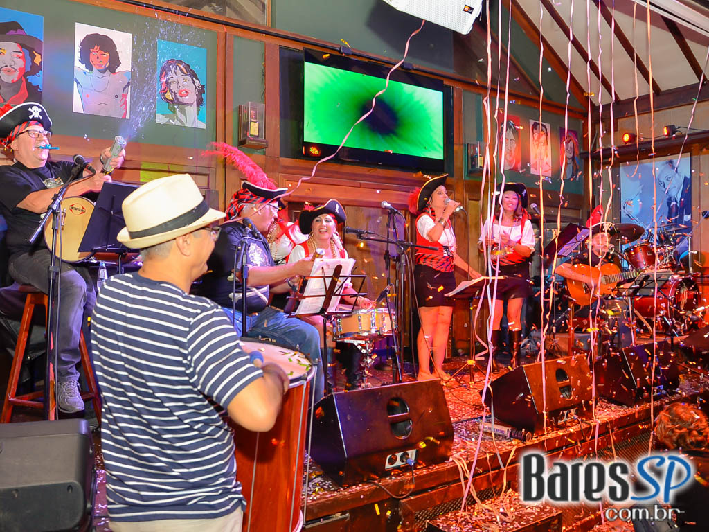 Bando da Rua comandou a noite com Marchinhas de Carnaval no Ton Ton Jazz Bando da Rua comandou a noite com Marchinhas de Carnaval no Ton Ton Jazz
