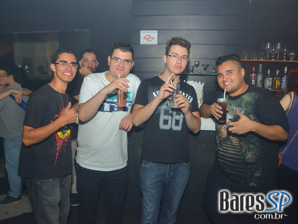 Autobahn realiza Última Mega Festa dos Anos 80 com atrações especiais Autobahn realiza Última Mega Festa dos Anos 80 com atrações especiais