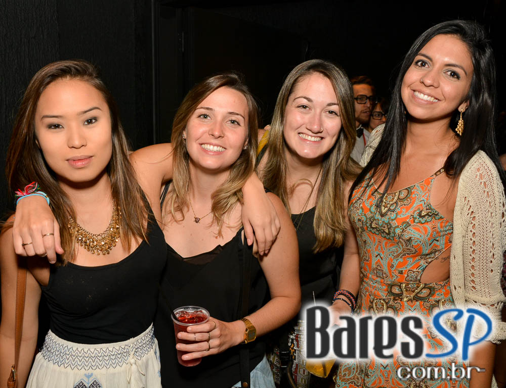 Pilantragi Básica - Baile Tropical Carnavalesco com blocos na Audio Club Pilantragi Básica - Baile Tropical Carnavalesco com blocos na Audio Club