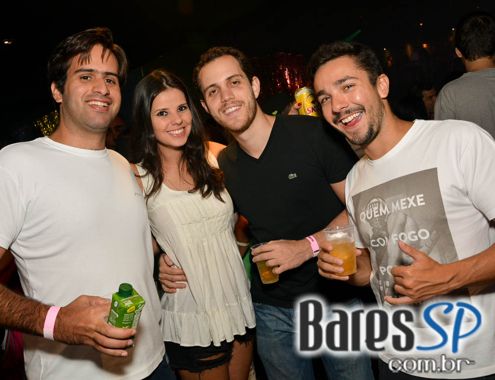 Pilantragi Básica - Baile Tropical Carnavalesco com blocos na Audio Club Pilantragi Básica - Baile Tropical Carnavalesco com blocos na Audio Club