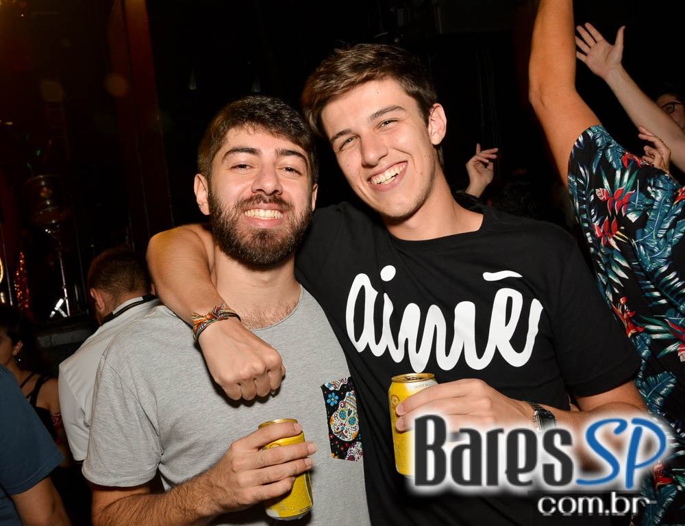 Pilantragi Básica - Baile Tropical Carnavalesco com blocos na Audio Club Pilantragi Básica - Baile Tropical Carnavalesco com blocos na Audio Club