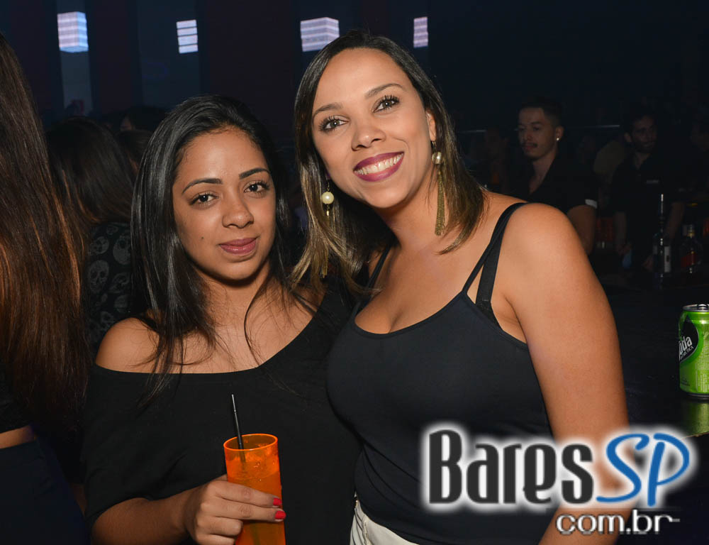 Turma do Pagode abriu Temporada de Verão com shows no palco da Brooks SP Turma do Pagode abriu Temporada de Verão com shows no palco da Brooks SP