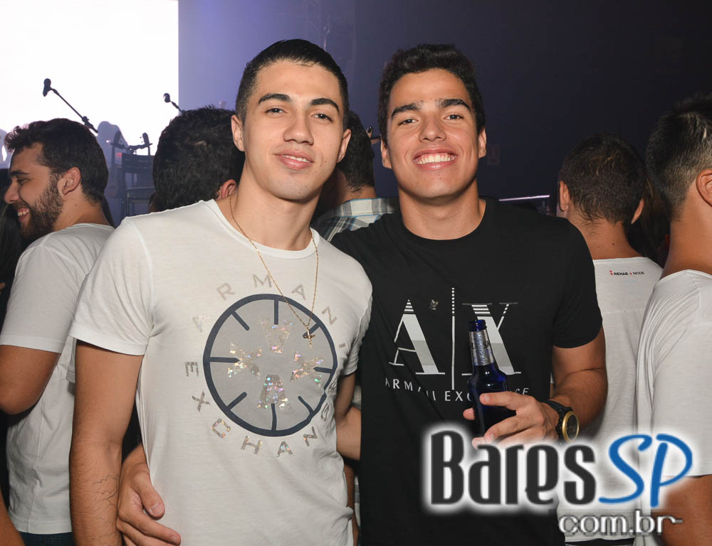 Turma do Pagode abriu Temporada de Verão com shows no palco da Brooks SP Turma do Pagode abriu Temporada de Verão com shows no palco da Brooks SP