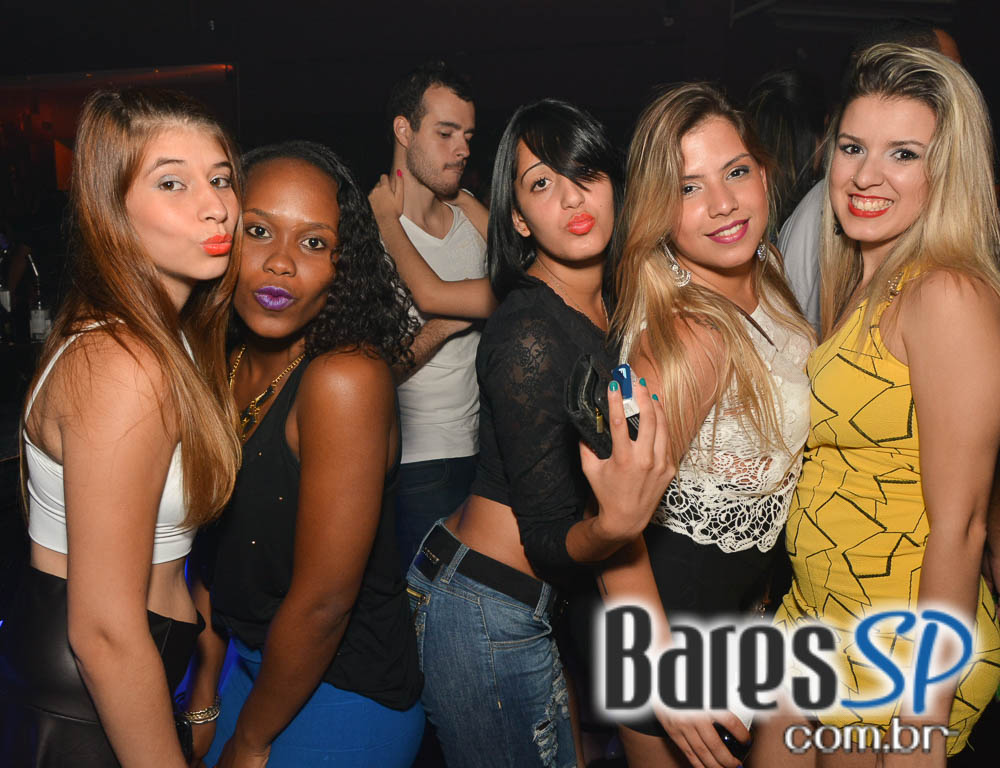 Turma do Pagode abriu Temporada de Verão com shows no palco da Brooks SP Turma do Pagode abriu Temporada de Verão com shows no palco da Brooks SP