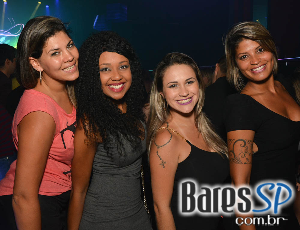 Turma do Pagode abriu Temporada de Verão com shows no palco da Brooks SP Turma do Pagode abriu Temporada de Verão com shows no palco da Brooks SP