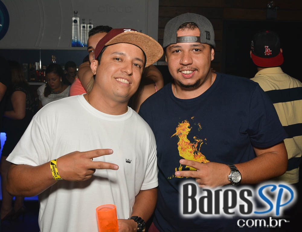 Turma do Pagode abriu Temporada de Verão com shows no palco da Brooks SP Turma do Pagode abriu Temporada de Verão com shows no palco da Brooks SP