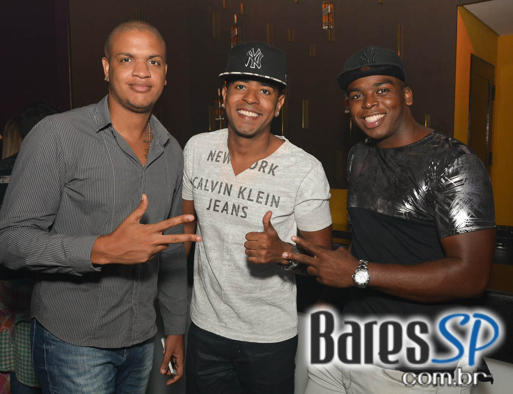 Turma do Pagode abriu Temporada de Verão com shows no palco da Brooks SP Turma do Pagode abriu Temporada de Verão com shows no palco da Brooks SP