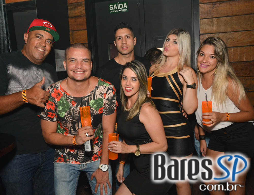 Turma do Pagode abriu Temporada de Verão com shows no palco da Brooks SP Turma do Pagode abriu Temporada de Verão com shows no palco da Brooks SP