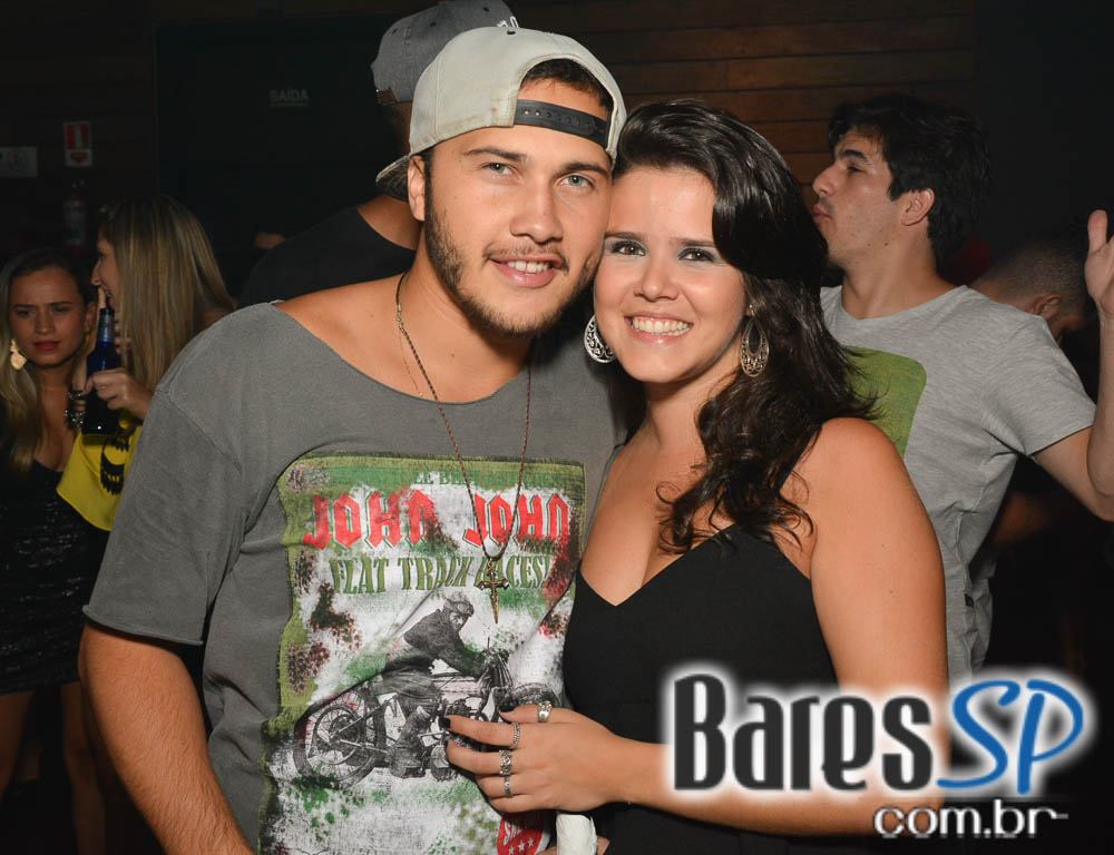 Turma do Pagode abriu Temporada de Verão com shows no palco da Brooks SP Turma do Pagode abriu Temporada de Verão com shows no palco da Brooks SP