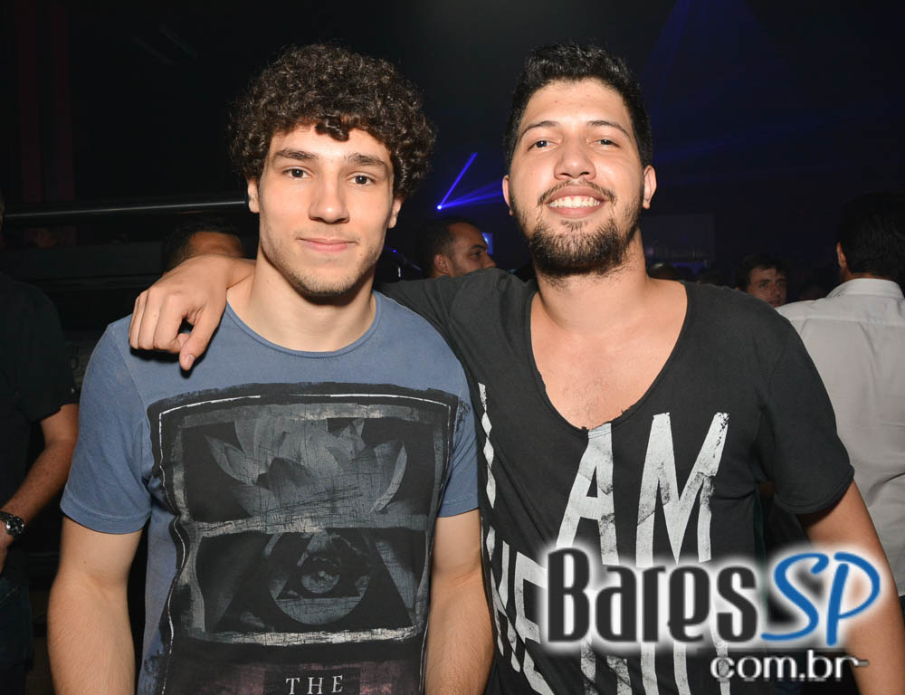 Turma do Pagode abriu Temporada de Verão com shows no palco da Brooks SP Turma do Pagode abriu Temporada de Verão com shows no palco da Brooks SP