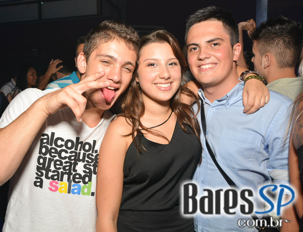 Turma do Pagode abriu Temporada de Verão com shows no palco da Brooks SP Turma do Pagode abriu Temporada de Verão com shows no palco da Brooks SP