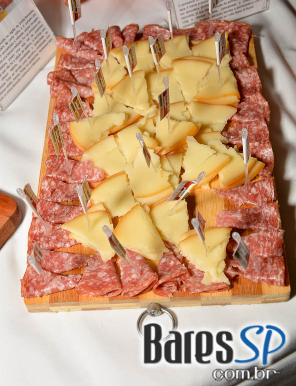 Esquenta do Camarote Bar Brahma com Ivo Meirelles no Bar Brahma Centro Esquenta do Camarote Bar Brahma com Ivo Meirelles no Bar Brahma Centro