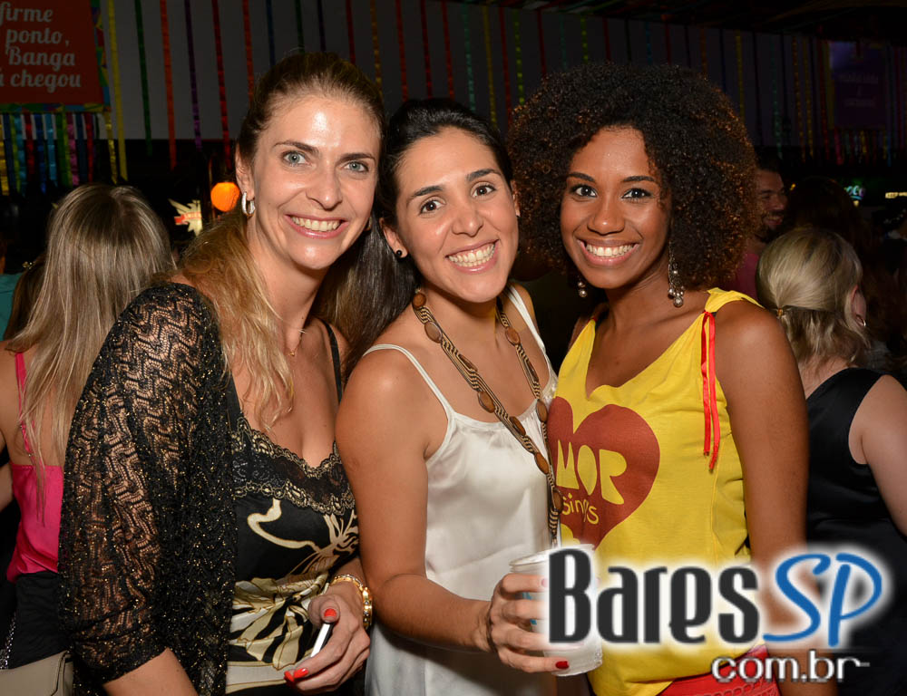 Ensaio Aberto do Bangalafumenga em São Paulo, no Carioca Club Ensaio Aberto do Bangalafumenga em São Paulo, no Carioca Club