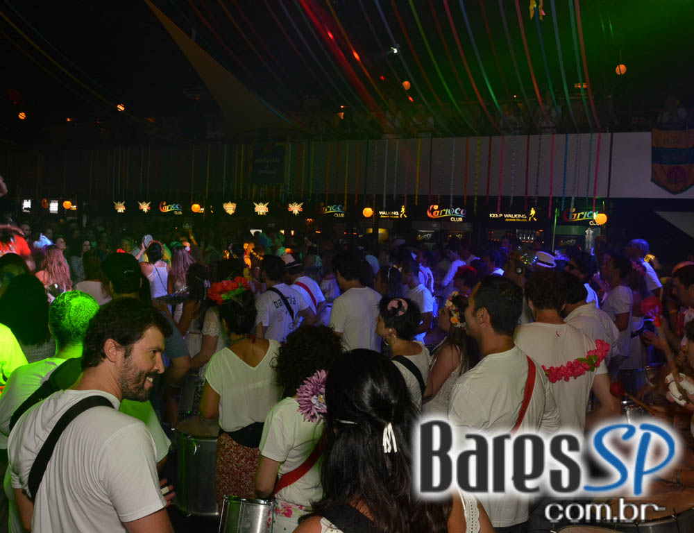 Ensaio Aberto do Bangalafumenga em São Paulo, no Carioca Club Ensaio Aberto do Bangalafumenga em São Paulo, no Carioca Club