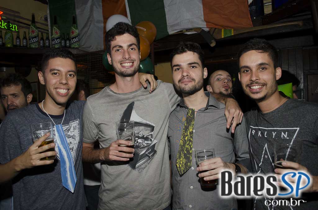 O' Malley's comemorou aniversário com show de Go Ahead e promoções O' Malley's comemorou aniversário com show de Go Ahead e promoções