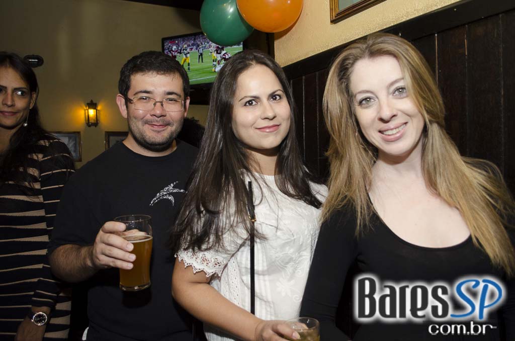 O' Malley's comemorou aniversário com show de Go Ahead e promoções O' Malley's comemorou aniversário com show de Go Ahead e promoções