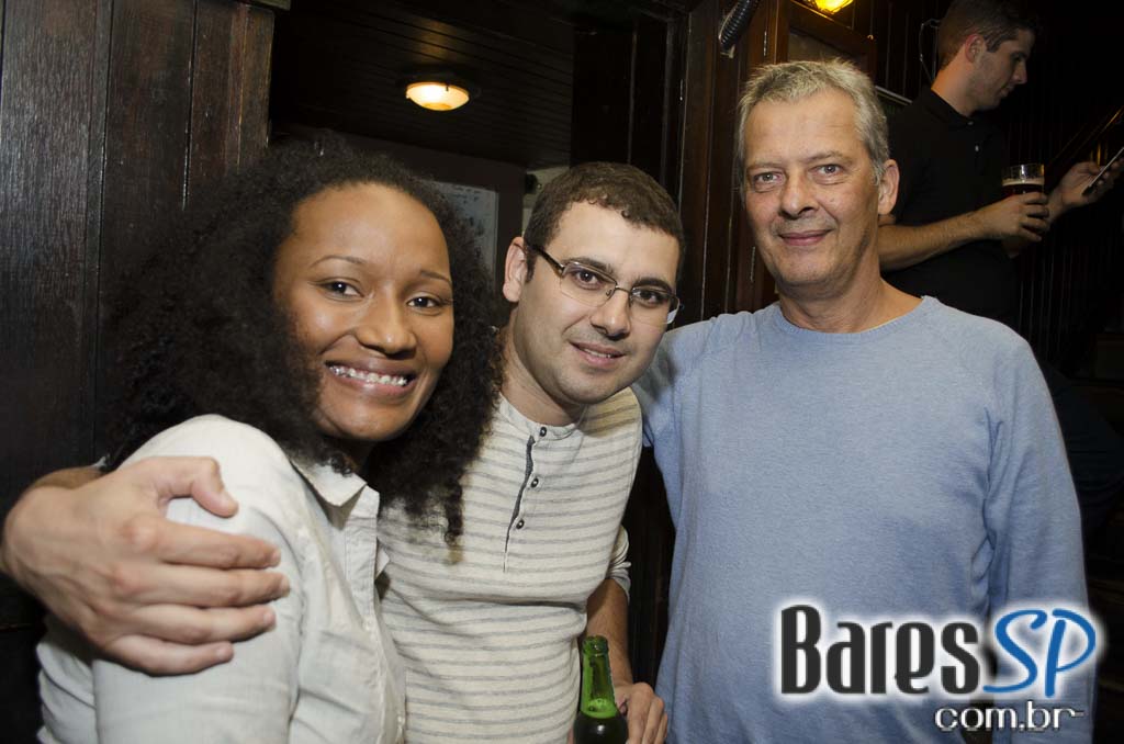 O' Malley's comemorou aniversário com show de Go Ahead e promoções O' Malley's comemorou aniversário com show de Go Ahead e promoções