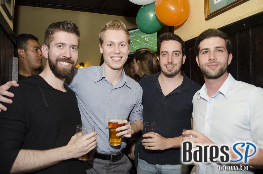 O' Malley's comemorou aniversário com show de Go Ahead e promoções O' Malley's comemorou aniversário com show de Go Ahead e promoções