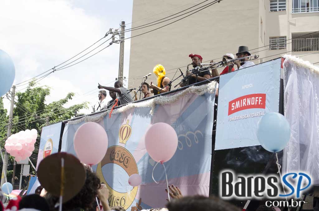 Bloco Casa Comigo 2016 desfilou pelas ruas da Brigadeiro Faria Lima Bloco Casa Comigo 2016 desfilou pelas ruas da Brigadeiro Faria Lima