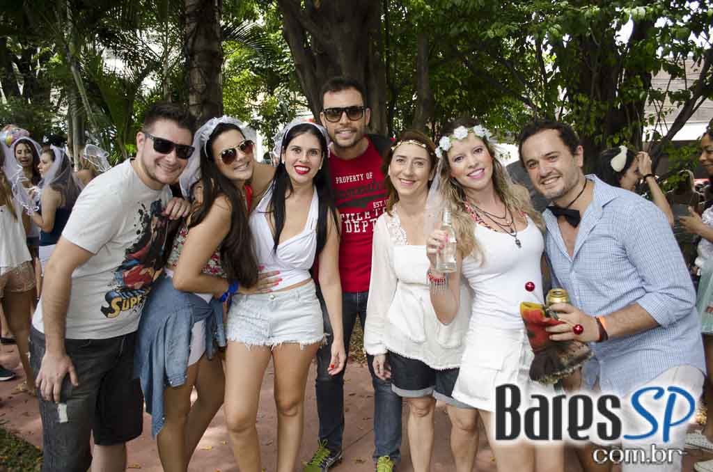 Bloco Casa Comigo 2016 desfilou pelas ruas da Brigadeiro Faria Lima Bloco Casa Comigo 2016 desfilou pelas ruas da Brigadeiro Faria Lima